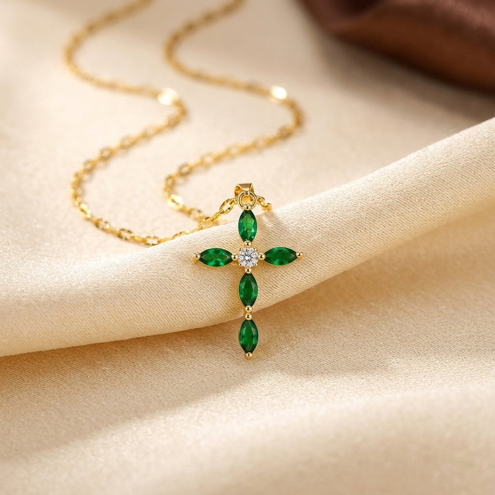 Angélica Green Stone Cross Necklace | Gold