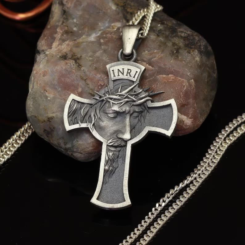 Colar Jesus Vintage Dourado
