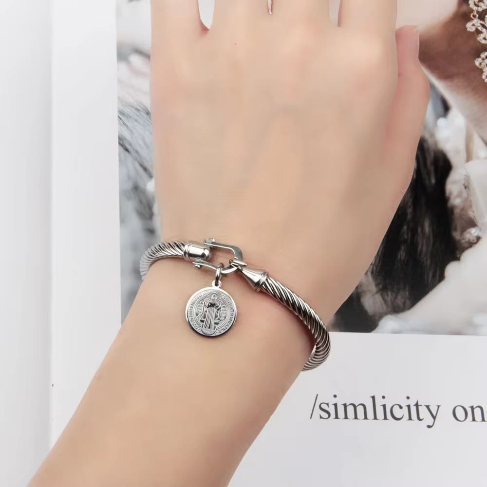 Pulseira São Bento com Bracelete