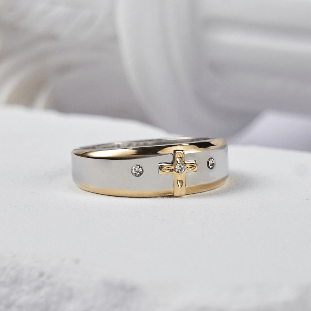 Anel Cruz Minimalista Dourado