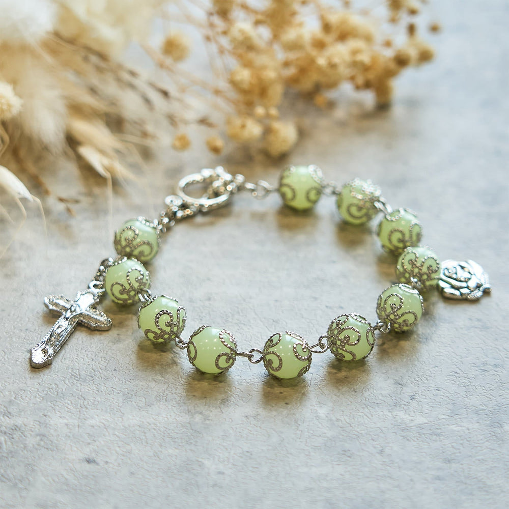 Pulseira Crucifixo de Contas Vintage Brilha no Escuro