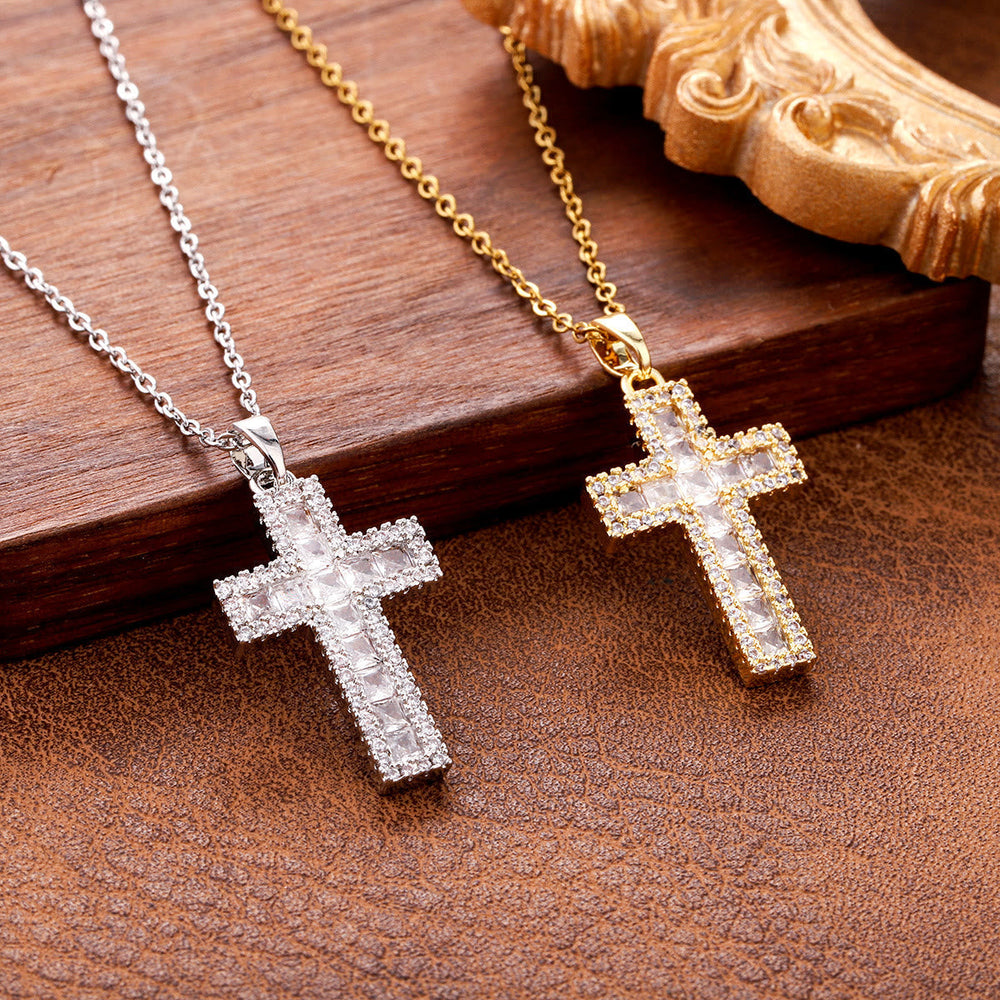 Colar Cruz de Zircônia Moderno Dourado