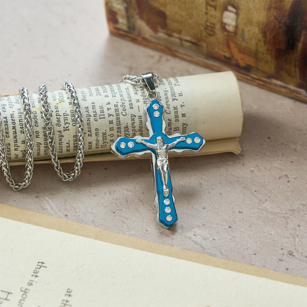 Colar Crucifixo Moderno Prateado