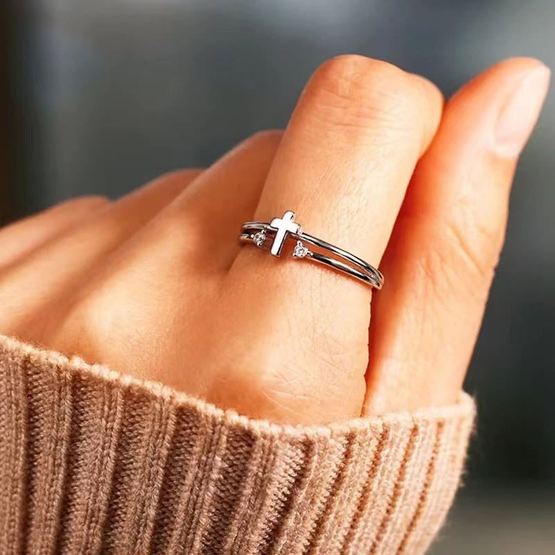 Zircon Accent Cross Double-Band Ring