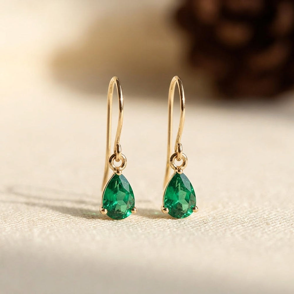 Brincos Dafne Gota Pedra Verde | Dourado