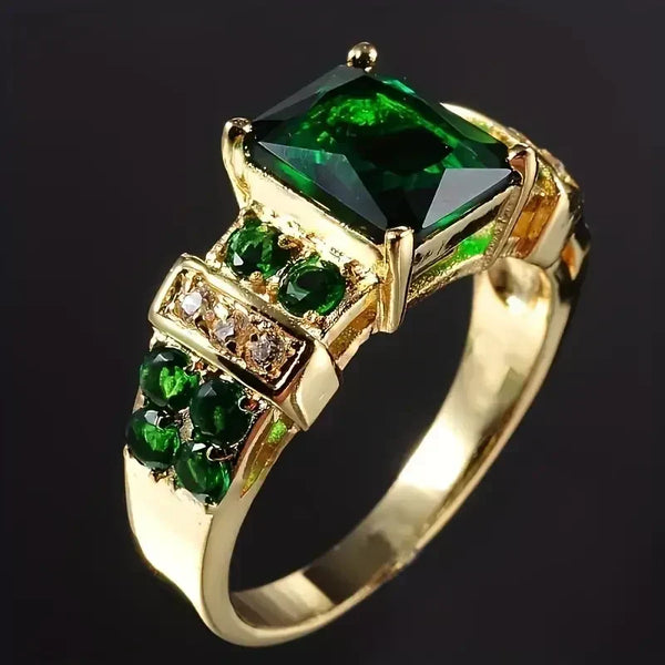 Emerald Statement Ring | Gold