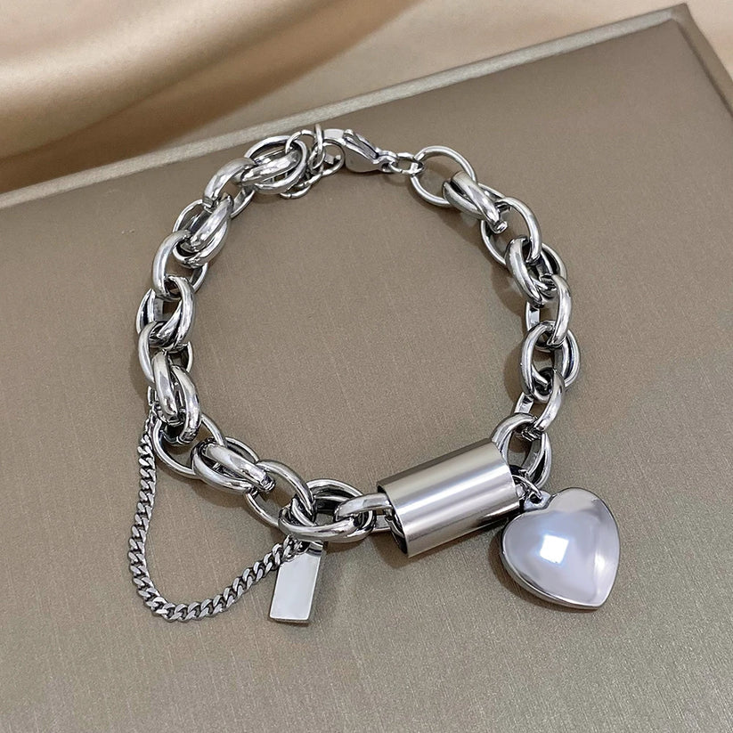 Pulseira Grossa com Coração | Dourado