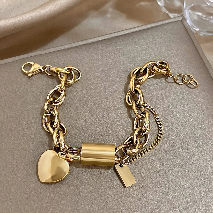 Pulseira Grossa com Coração | Dourado