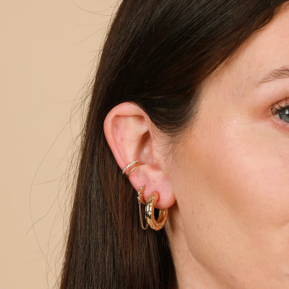 Brígida Star Engraved Chunky Hoop Earrings | Gold
