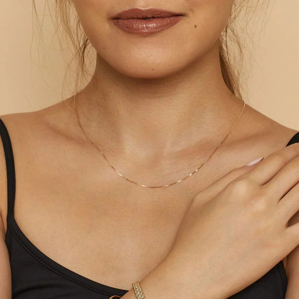Laura Fine Box Chain Necklace | Gold