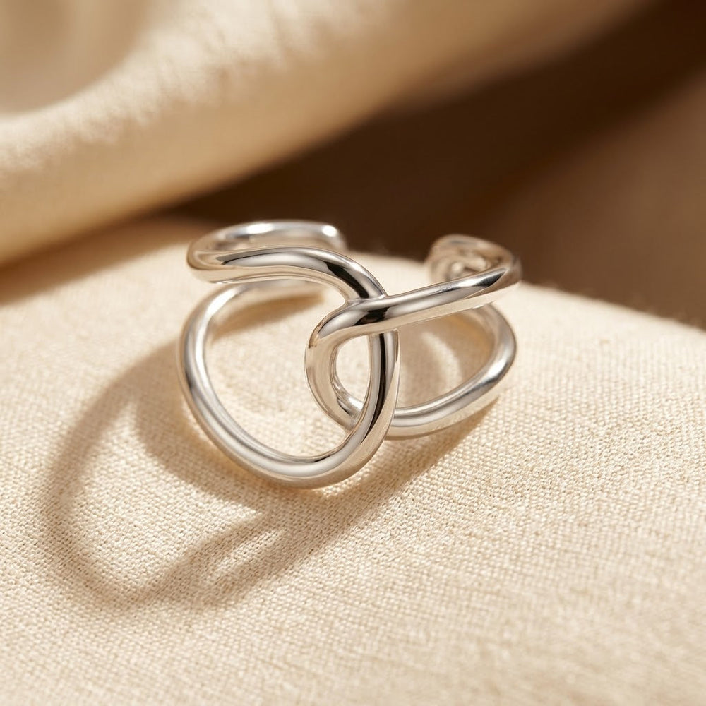 Deise Interlocking Loop Open Ring | Silver