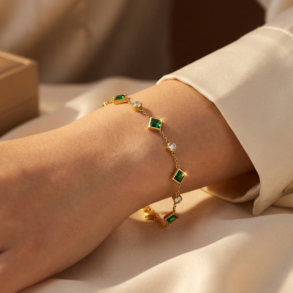 Almerinda Green Stone Station Bracelet | Gold